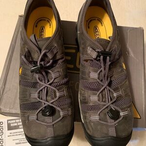 KEEN Men's Dark Gray Athletic Shoes